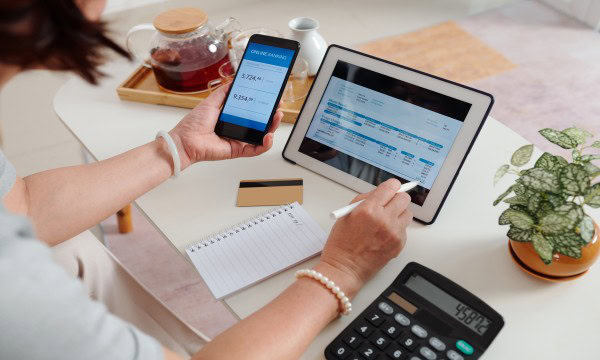 Mehr Aufträge, weniger Stress: Wie eine Rechnungssoftware für Agenturen dein Business optimiert